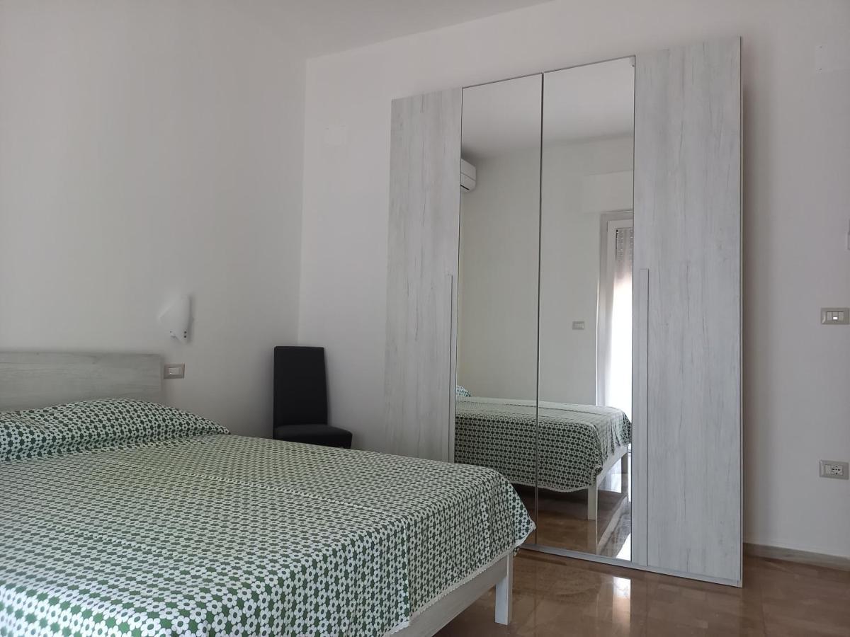 B&B La Vela Villa Rosa Di Martinsicuro Buitenkant foto