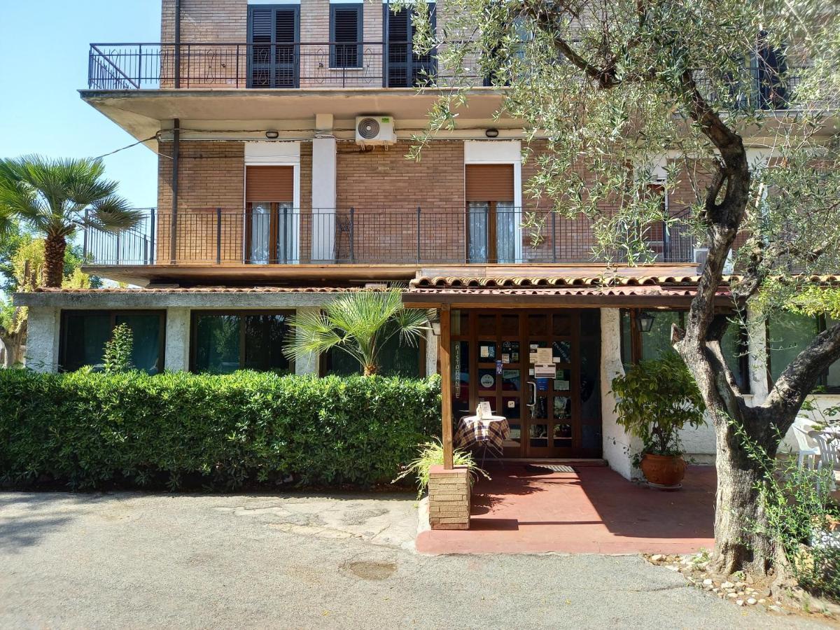 B&B La Vela Villa Rosa Di Martinsicuro Buitenkant foto